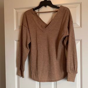 Long sleeved sweater